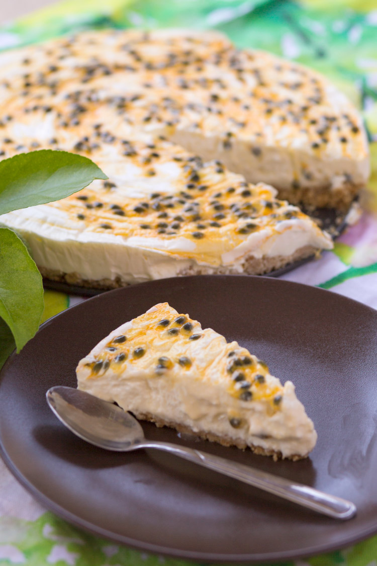 passion-fruit-cheesecake-1