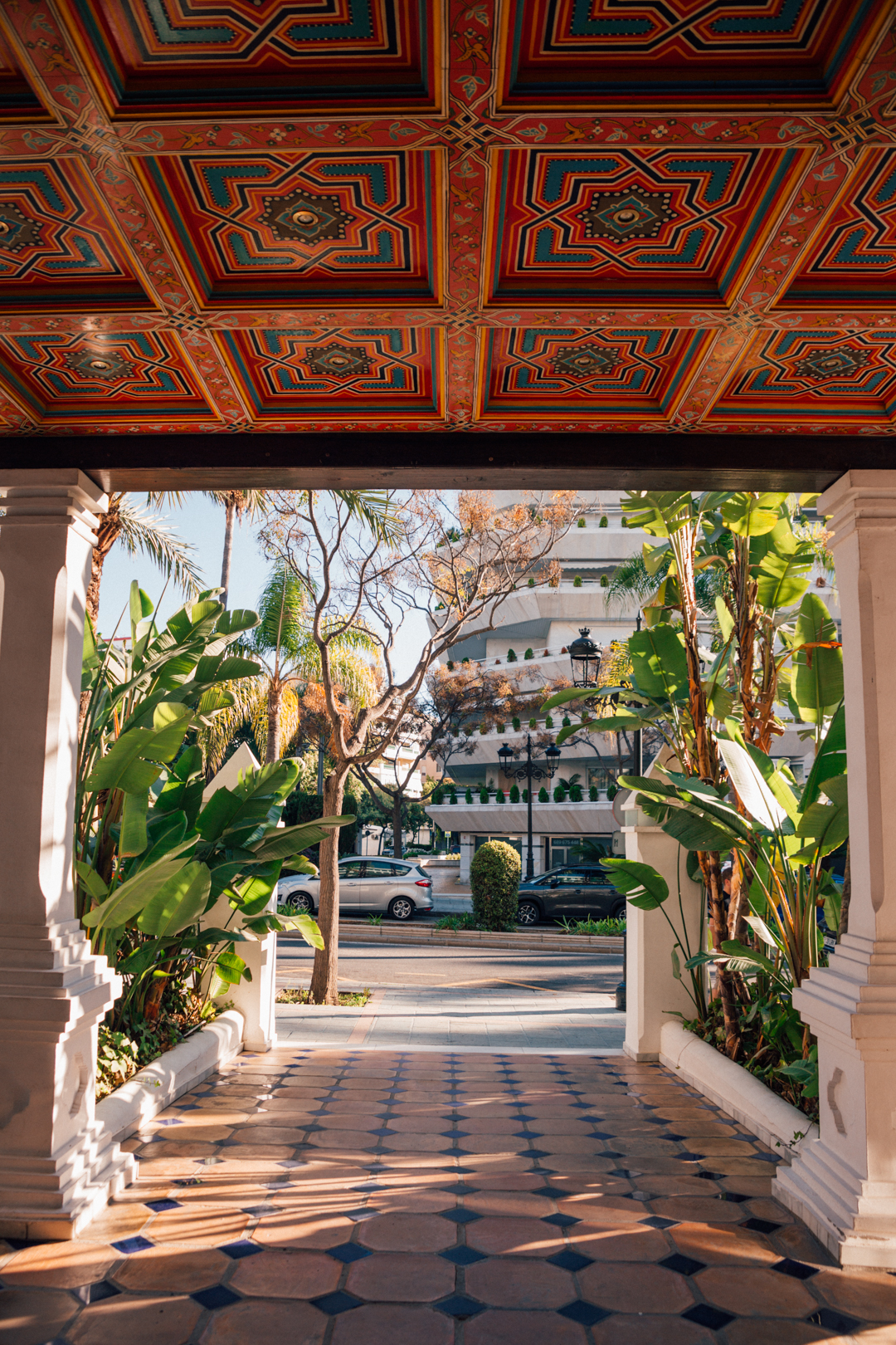 the entrance Aparthotel Monarch Sultan, Marbella