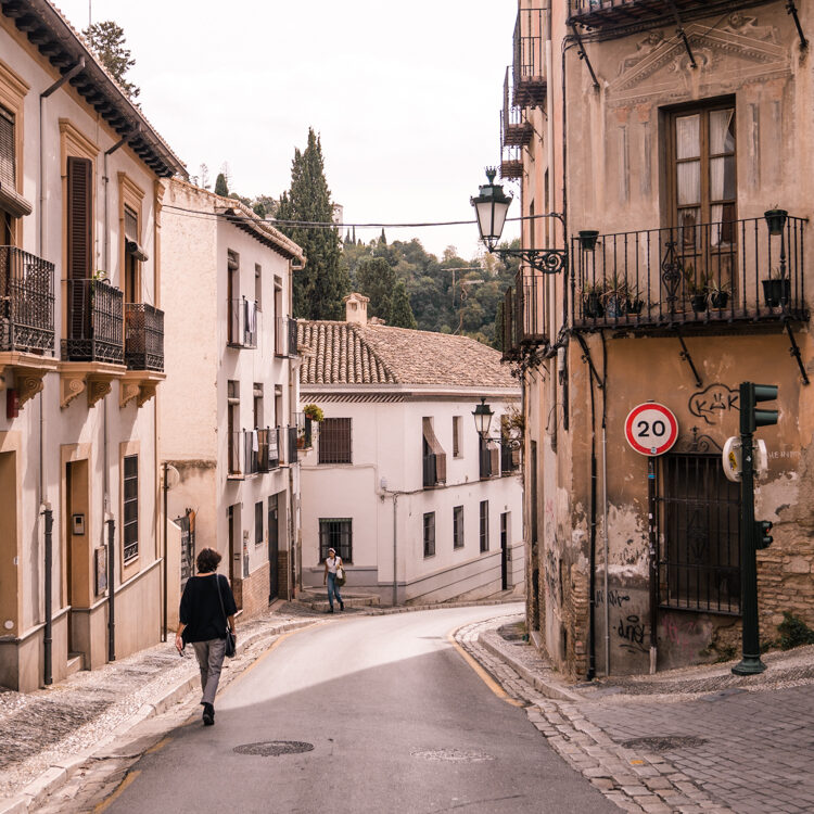 Walks through Albaicin, Granada
