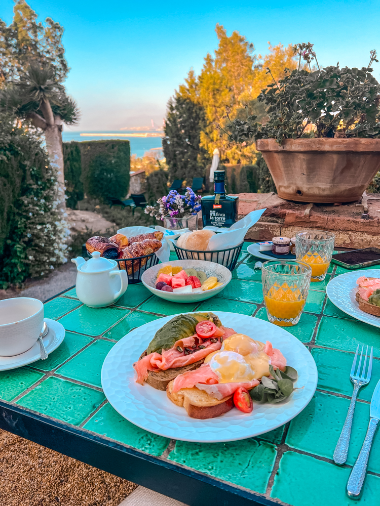 castillo catalina malaga breakfast 1