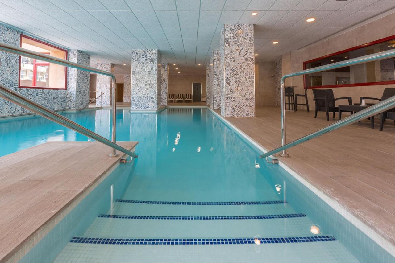 Angela hotel in Fuengirola - hotel with indoor pool