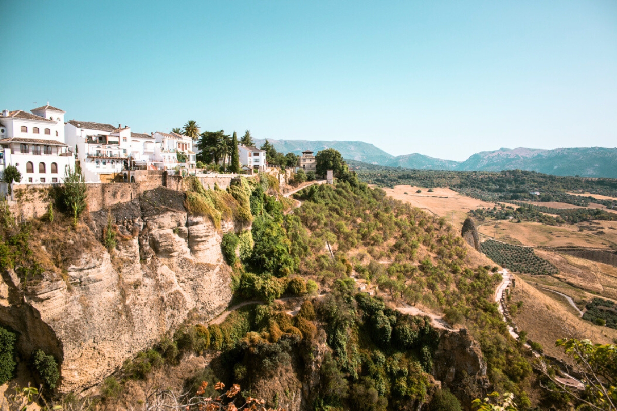 The white washed houses of Ronda overlooking the valley.
