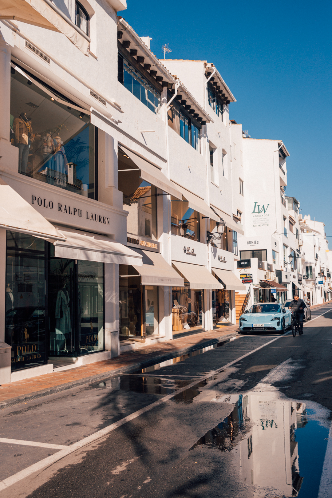 Luxury shops in Puerto Banus, Marbella